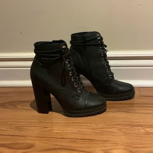 Black Combat Boots with Heel and Laces | Size 7 | by ALDO